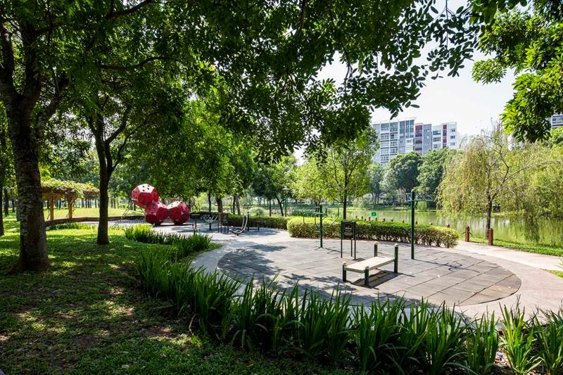 Khu đô thị Celadon City đang được ví như một Đà Lạt thu nhỏ giữa lòng phố Sài Gòn với hệ thống cây xanh, hồ nước rộng lớn phủ rộng trên tổng diện tích 82ha..
