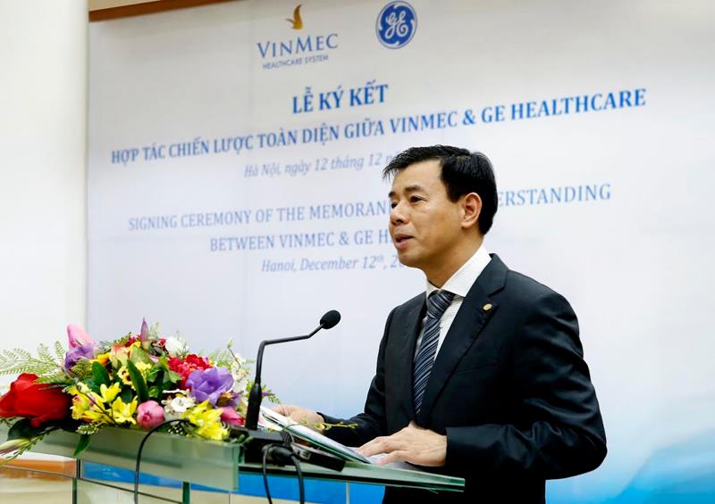 Ông Nguyễn Việt Quang - Phó Chủ tịch tập đoàn Vingroup, phát biểu tại sự kiện.