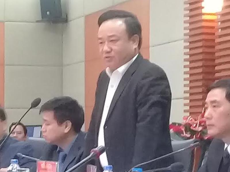 Ông Vũ Duy Tùng, Giám đốc Sở GTVT thành phố Hải Phòng trả lời câu hỏi của các phóng viên