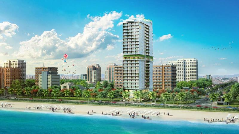 TMS Luxury Hotel Da Nang Beach có tầm nhìn trực diện bãi biển Mỹ Khê.