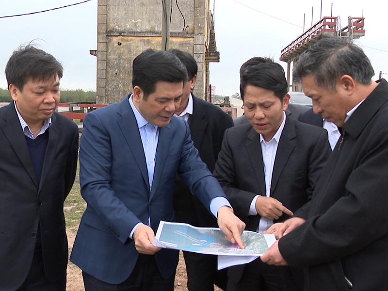 Ủy viên Trung ương Ðảng, Chủ tịch UBND tỉnh Thái Bình Nguyễn Hồng Diên khảo sát quy hoạch khu dịch vụ cảng logistics tại xã Thái Thượng,Thái Thụy (Thái Bình).