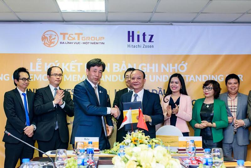 Đại diện Tập đoàn T&T (T&T Group) và đại diệnTập đoàn Hitachi Zosen ký kết biên bản ghi nhớ hợp tác “Đầu tư các Dự án đốt rác phát điện tại Hà Nội”.