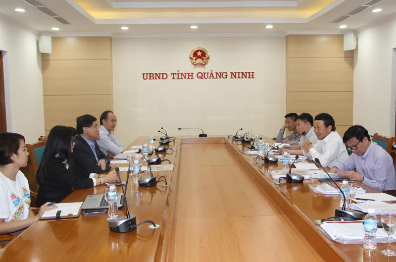 Ông Nguyễn Văn Thành, Phó Chủ tịch UBND tỉnh Quảng Ninh làm việc với IPP_Ảnh Ngọc Huyền.