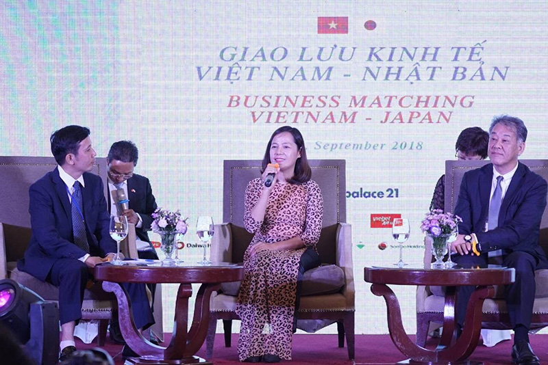 Bà Nguyễn Thị Thúy Bình – Phó Tổng giám đốc Vietjet thu hút khách mời với các thông tin thú vị.