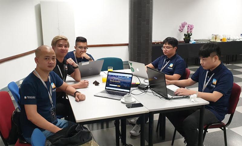 Team Newcater tại cuộc thi VietNam Blockchain Hub Hackathon 2018