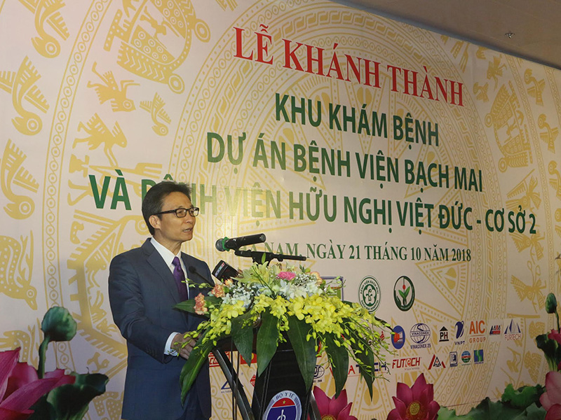 Phó Thủ tướng Vũ Đức Đam phát biểu tại lễ khánh thành khu khám bệnh thuộc Dự án Bệnh viện Bạch Mai và Bệnh viện Việt Đức cơ sở 2.