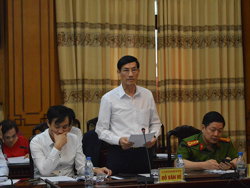 Chủ tịch Hiệp hội doanh nghiệp tỉnh Thái Bình Đỗ Văn Vẻ phát biểu tại hội nghị.