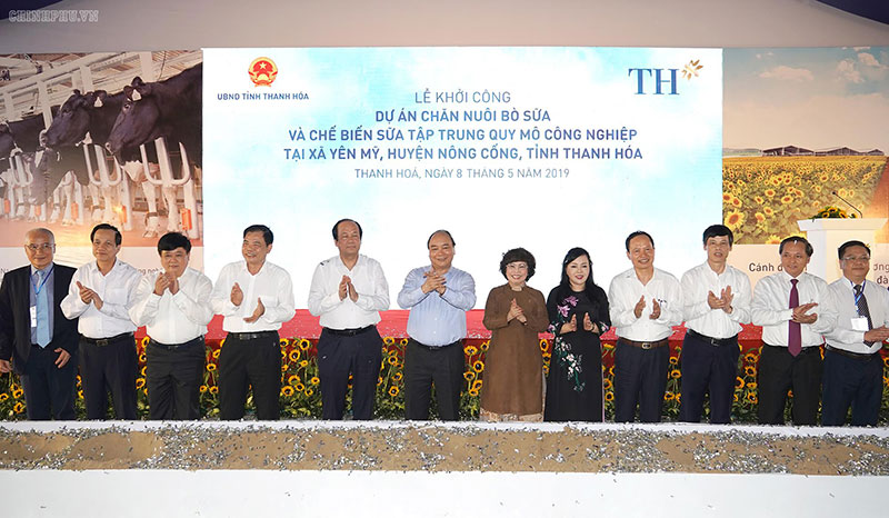 Thủ tướng chứng kiến Lễ khởi công Dự án của Tập đoàn TH tại Thanh Hóa.