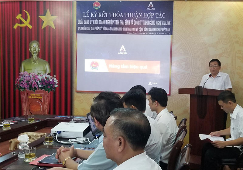 Bí thư Đảng ủy khối doanh nghiệp tỉnh Thái Bình Trần Hữu Nam phát biểu.