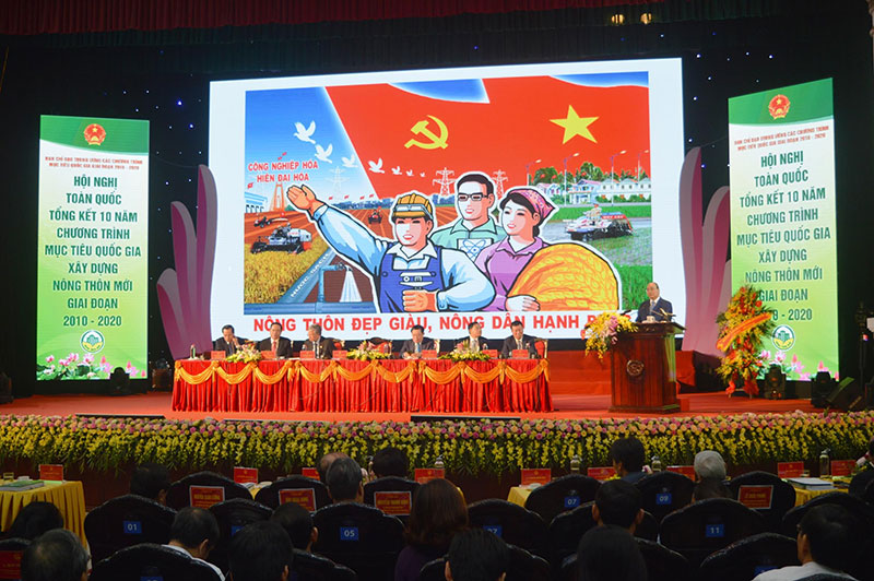 Thủ tướng Chính phủ Nguyễn Xuân Phúc phát biểu chỉ đạo tại Hội nghị.