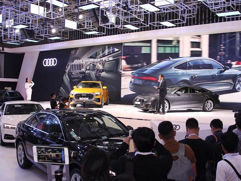 Gian hàng trung bày Audi thu hút được sự chú ý của nhiều khách hàng tại kỳ triển lãm 2018.