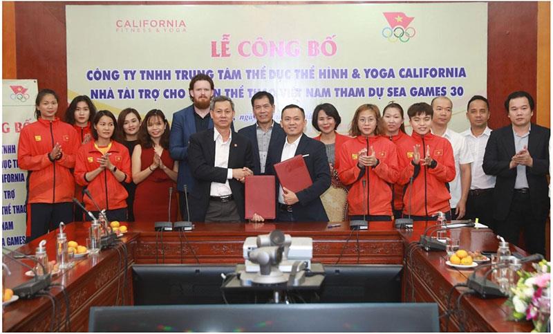 Buổi lễ ký kết công bố tài trợ Đoàn Thế thao Việt Nam SEA Games 30 tổ chức tại Tổng cục Thể dục Thể thao.