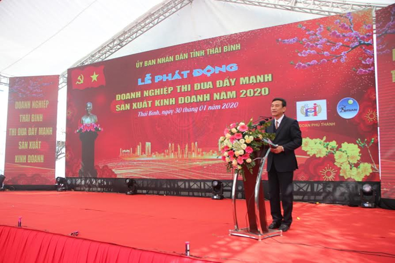 Chủ tịch UBND tỉnh Thái Bình Đặng Trọng Thăng phát biểu tại lễ phát động doanh nghiệp thi đua đẩy mạnh SXKD năm 2020 tại Công ty cổ phần Sợi EIFFEL, KCN Gia Lễ, huyện Đông Hưng.