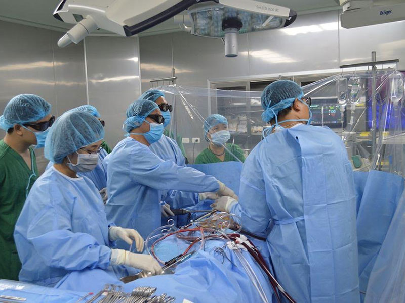 Phẫu thuật nội soi tim công nghệ 3D đầu tiên tại Thái Bình.