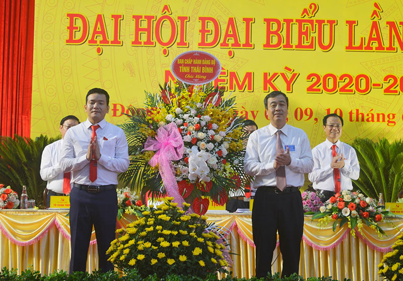 Ủy viên Dự khuyết Trung ương Đảng, Phó Bí thư thường trực Tỉnh ủy Ngô Đông Hải tới dự và chúc mừng Đại hội.