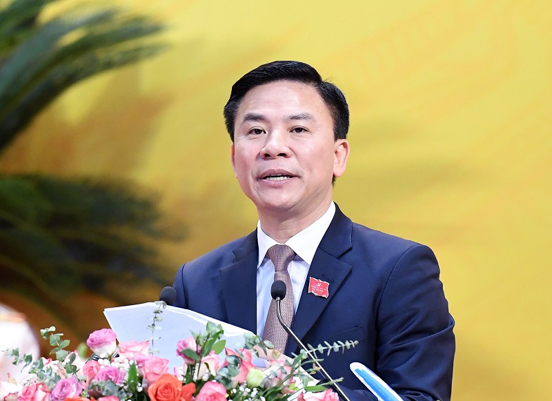 Ông Đỗ Trọng Hưng, Phó Bí thư Thường trực Tỉnh ủy Thanh Hoá trình bày Báo cáo Chính trị tại Đại hội