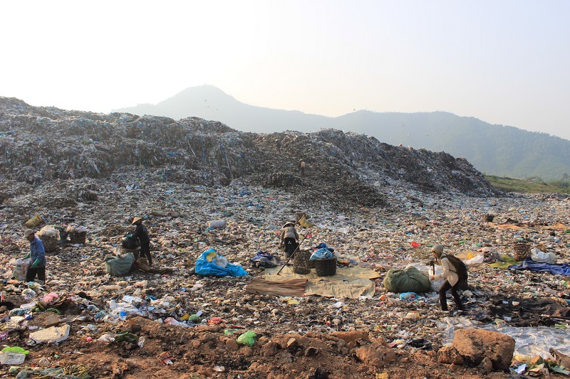 Bãi rác Khánh Sơn