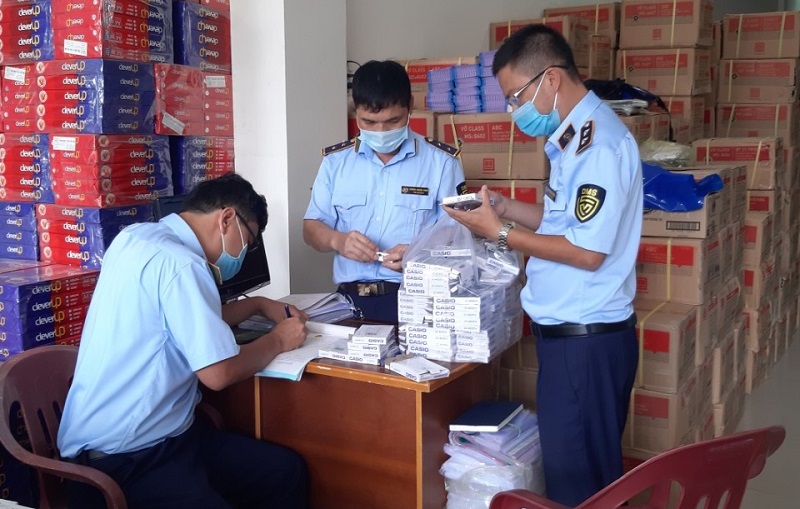 hàng hóa giả mạo nhãn hiệu