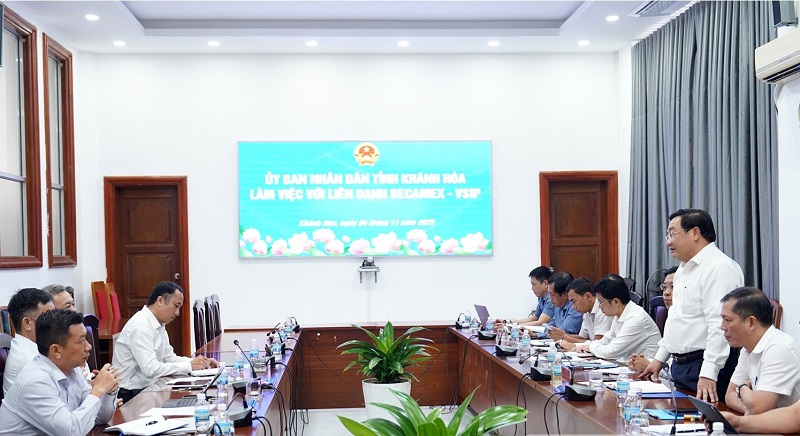 Liên danh Becamex IDC - VSIP mong muốn được đầu tư vào hạ tầng các khu công nghiệp với mục tiêu phát triển hành lang kinh tế, tăng tính kết nối và hiệu quả phát triển kinh tế tổng thể của tỉnh Khánh Hòa