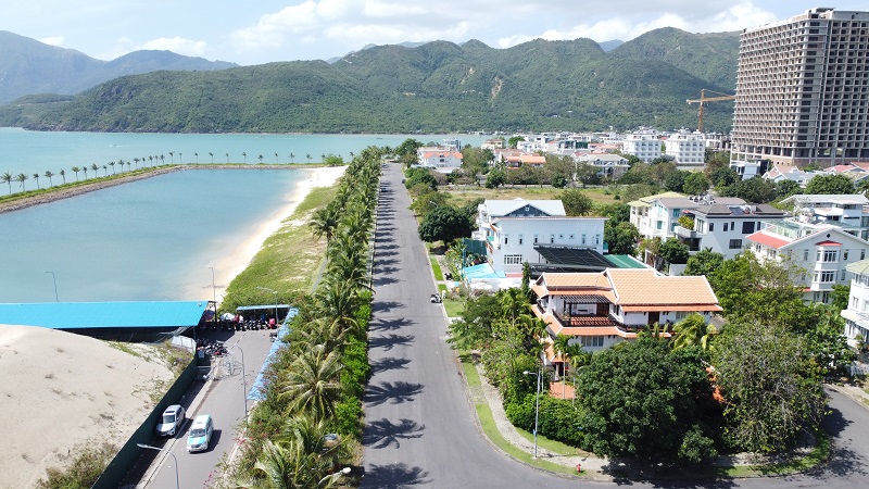 Tỉnh Kh&aacute;nh H&ograve;a đặt mục ti&ecirc;u c&aacute;c khoản thu từ tiền sử dụng đất, tiền thu&ecirc; đất, gồm tổng thu 95.800 tỷ đồng, gấp 4 lần so với c&ugrave;ng kỳ.