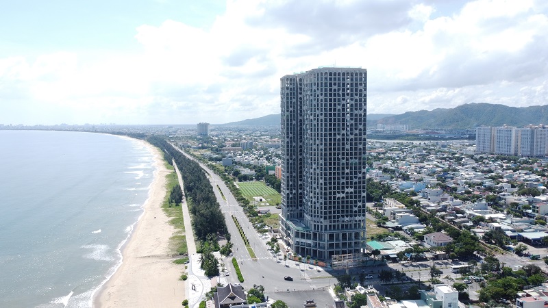 Đ&agrave; Nẵng triển khai cho thu&ecirc; ngắn hạn đối với h&agrave;ng loạt khu đất. Trong ảnh l&agrave; một số khu đất trống ở đường Nguyễn Tất Th&agrave;nh, Đ&agrave; Nẵng. Ảnh: Linh Đan