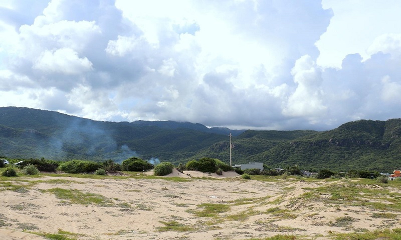 ố tr&iacute; nh&agrave; ở tạm v&agrave; hỗ trợ tiền thu&ecirc; nh&agrave; ở cho người c&oacute; đất ở bị thu hồi để thực hiện Dự &aacute;n Điện hạt nh&acirc;n Ninh Thuận, trong thời gian chờ bố tr&iacute; t&aacute;i định cư.