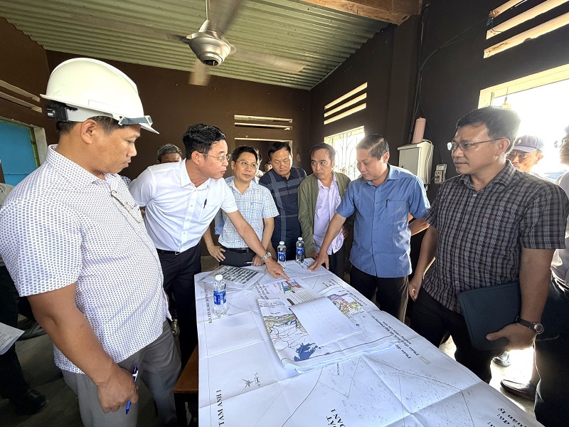 Phó chủ tịch UBND TP.Đà Nẵng Phan Thái Bình kiểm tra thực tế tiến độ triển khai các Dự án trọng điểm tại xã Tam Anh