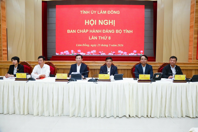 Chiều 25/5, Tỉnh uỷ L&acirc;m Đồng tổ chức Hội nghị Ban Chấp h&agrave;nh Đảng bộ tỉnh lần thứ 8 th&ocirc;ng qua nhiều nội dung quan trọng.