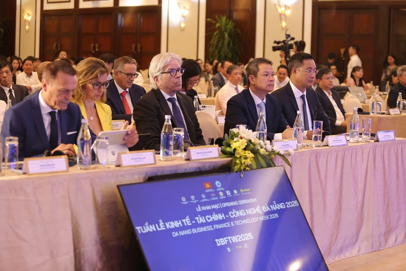 Tuần lễ kinh tế, tài chính và Công nghệ Đà Nẵng năm 2026 vừa khai mạc, đón nhiều “bộ óc” tài chính quốc tế đến tham dự, hiến kế cho Đà Nẵng.