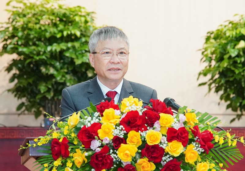 Nguyễn Đức Dũng, Ph&oacute; B&iacute; thư Th&agrave;nh ủy, Chủ tịch HĐND th&agrave;nh phố ph&aacute;t biểu khai mạc kỳ họp.