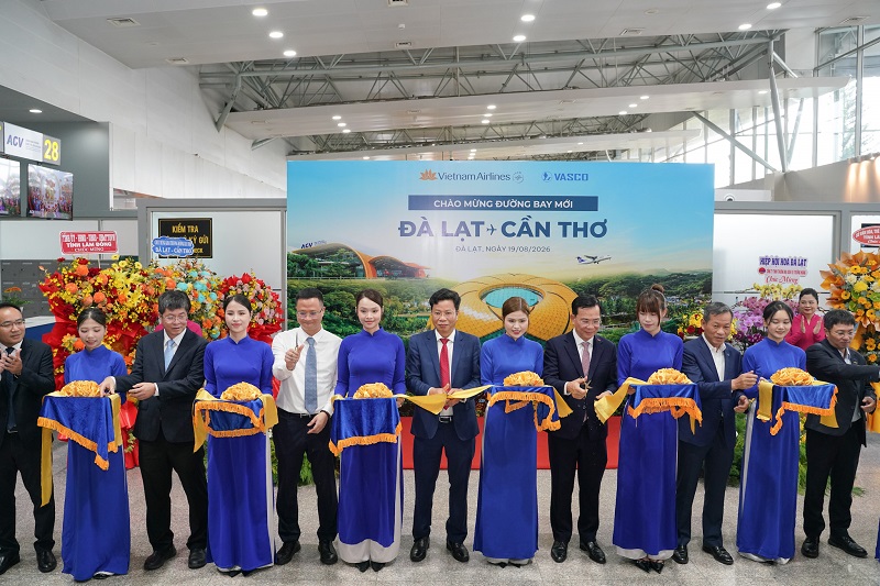 kh&ocirc;i phục đường bay Đ&agrave; Lạt-Cần Thơ sau 6 năm