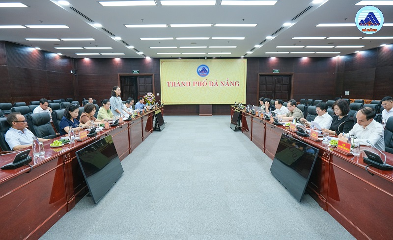 Thường trực Ủy ban Văn hóa và xã hội của Quốc hội làm việc với UBND thành phố về khảo sát việc thực hiện chính sách, pháp luật trong lĩnh vực công nghiệp văn hóa.
