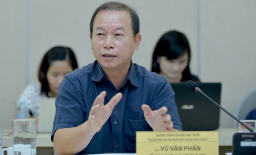 Ông Vũ Văn Phấn, Phó cục trưởng Cục Quản lý Nhà và thị trường bất động sản. Ảnh: Diễn đàn doanh nghiệp