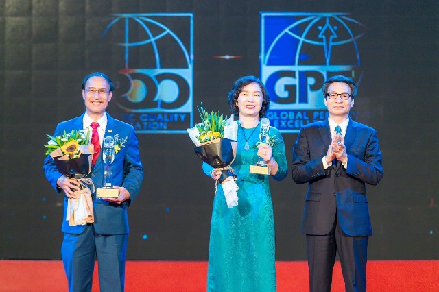 Phó Thủ tướng Vũ Đức Đam vinh danh Nhựa Bình Minh ở hạng World Class – Giải thưởng Chất lượng Quốc tế Châu Á – Thái Bình Dương