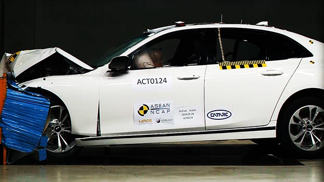 Chứng nhận an toàn ASEAN NCAP 5 sao là minh chứng cho chất lượng của các mẫu xe VinFast.