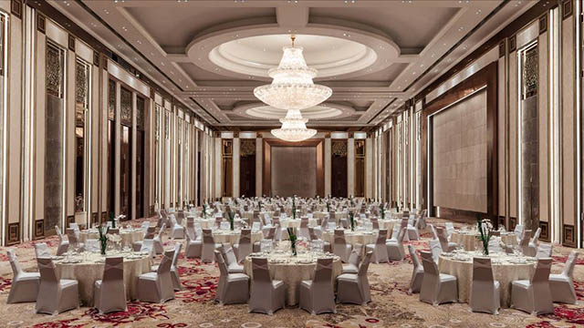              Phòng Hội nghị Grand Ballroom với trần cao nhất Việt Nam