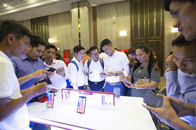 Thị trường smartphone Việt Nam đang mở ra cơ hội cho tất cả các thương hiệu điện thoại, đặc biệt là thương hiệu Việt.