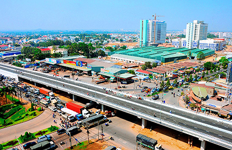 TP Biên Hòa đang đẩy mạnh xây dựng các tuyến đường kiểu mẫu, phát triển trở thành “một thành phố đáng sống” và giải quyết các vấn đề về mảng xanh.