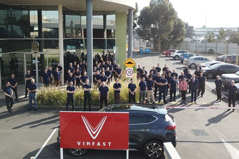 Đội ngũ kỹ sư tại trụ sở Viện Công nghệ ô tô số 2 của VinFast tại Australia