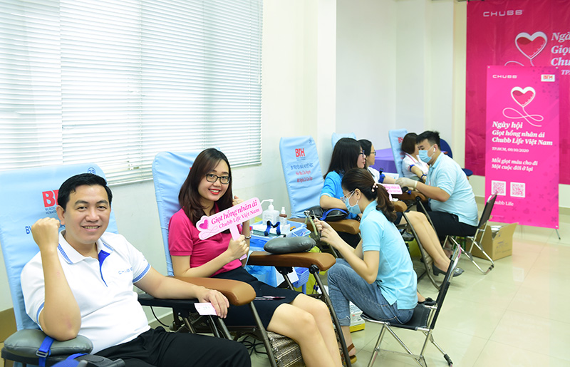Chương trình thu hút sự tham dự của gần 100 tình nguyện viên là Đại diện Kinh doanh và nhân viên Chubb Life Việt Nam.