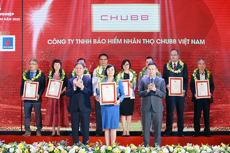 Đây là năm thứ 4 liên tiếp Chubb Life Việt Nam vinh dự được vinh danh trong Top 500 doanh nghiệp lợi nhuận tốt nhất Việt Nam