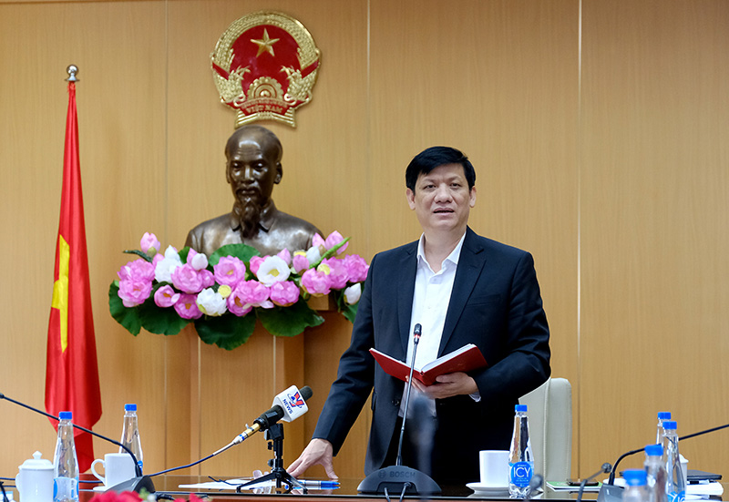 Bộ trưởng Nguyễn Thanh Long yêu cầu tăng cường số mẫu xét nghiệm COVID-19  