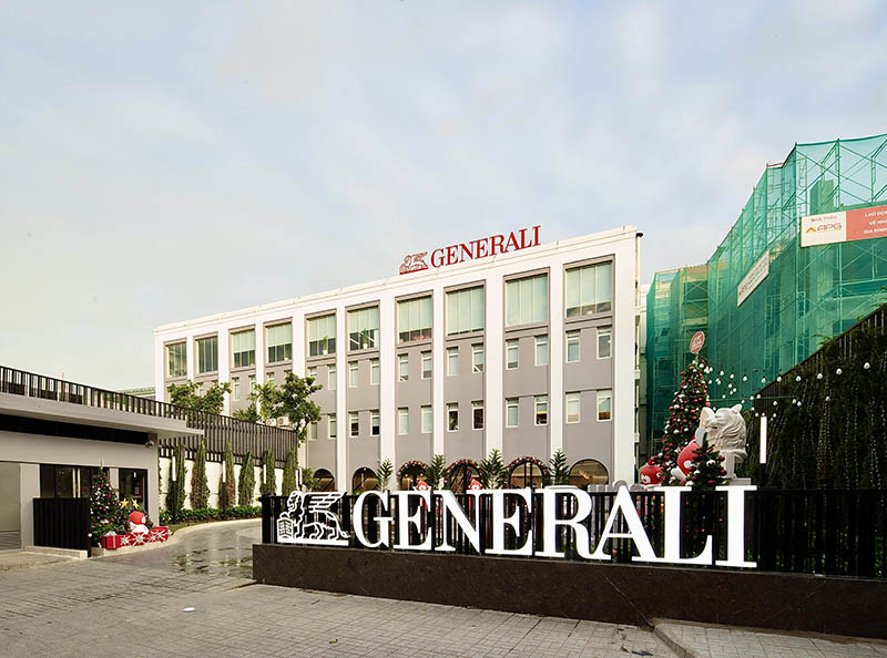 Generali Plaza tọa lạc ngay trung tâm thành phố với tổng diện tích gần 5.000 m2, được thiết kế tinh tế, hiện đại, năng động, sáng tạo 