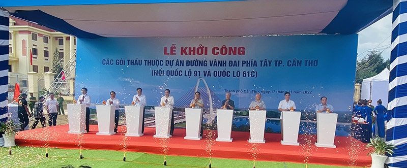 Dự án Đường vành đai phía Tây TP. Cần Thơ đã được khởi công vào ngày 17/11/2022.