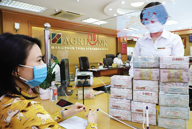 Tứ trụ ngân hàng: Agribank, BIDV dẫn đầu thị phần tín dụng, Vietcombank, VietinBank so kè lợi nhuận