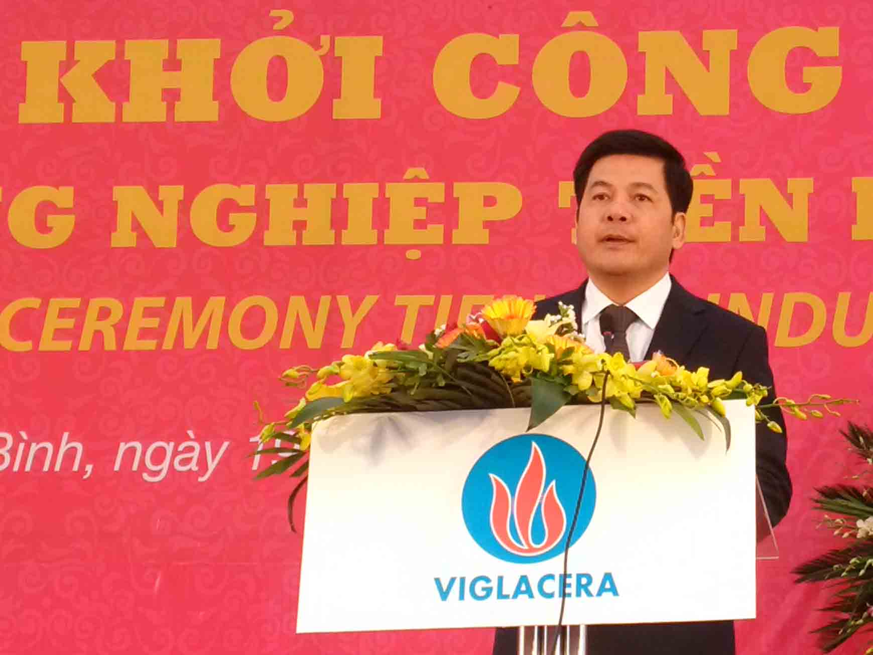 Ông Nguyễn Hồng Diên - Phó Bí thư tỉnh ủy, Chủ tịch UBND tỉnh Thái Bình phát biểu tại buổi lễ (ảnh: Mạnh Tùng)