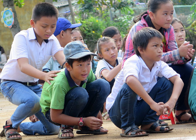 Các em học sinh cấp 2 Trường THCS Sơn Trạch, huyện Bố Trạch, tỉnh Quảng Bình.