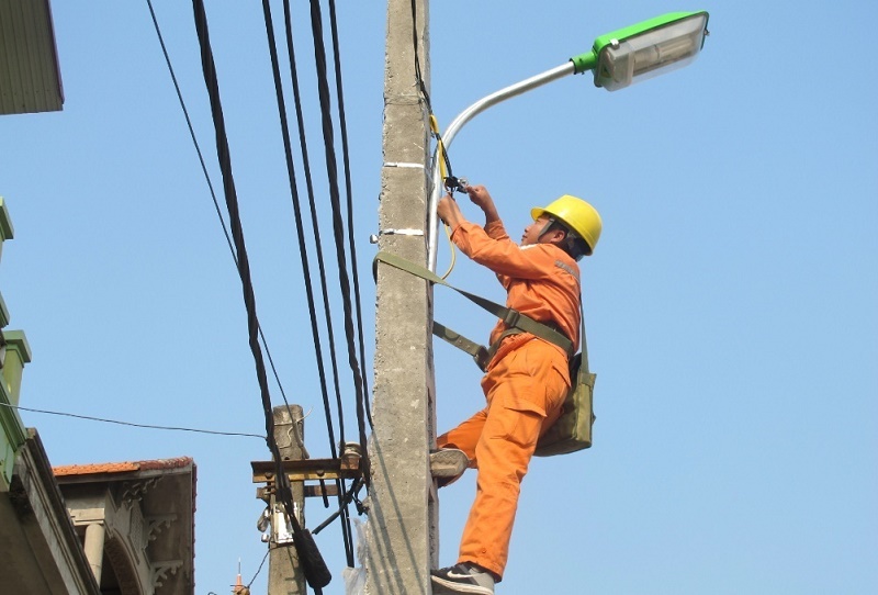 Kiểm tra điện tại đường quê Bắc Ninh 
