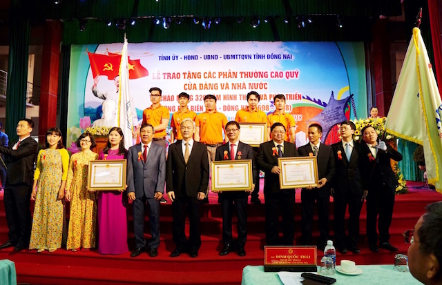 Ông Trần Bá Dương và Thaco đón nhận Huân chương lao động hạng Nhất 
