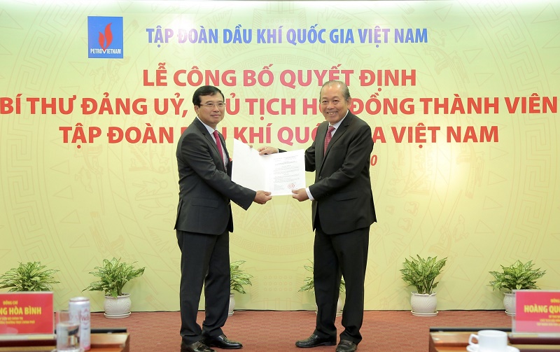 Ông Hoàng Quốc Vượng nhận nhiệm vụ Chủ tịch HĐTV Tập đoàn Dầu khí Việt  Nam